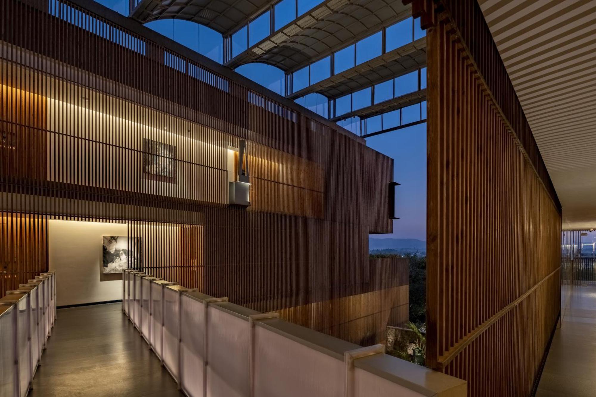 Radisson Resort And Spa Lonavla Exterior foto Interior of the building