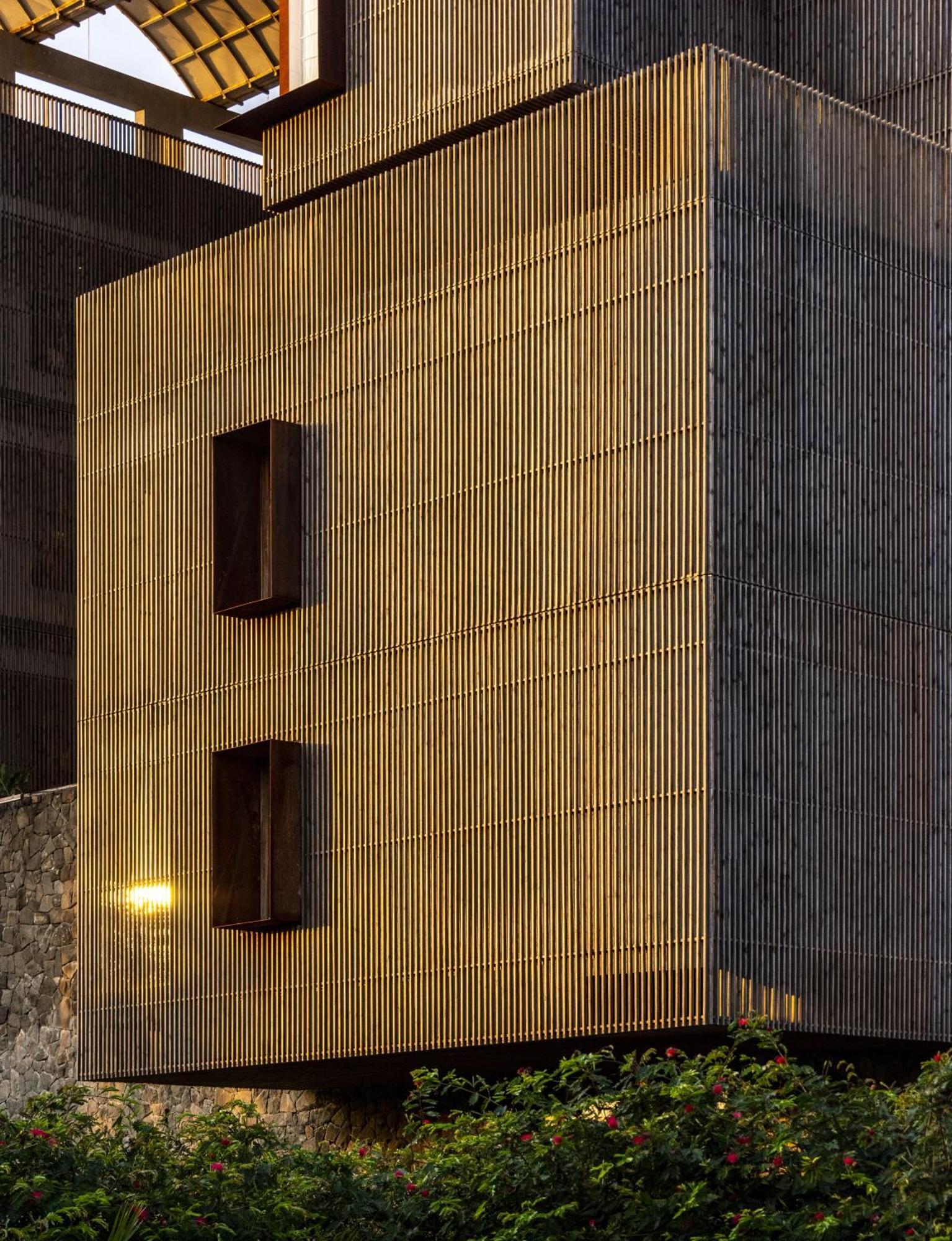 Radisson Resort And Spa Lonavla Exterior foto Shōji